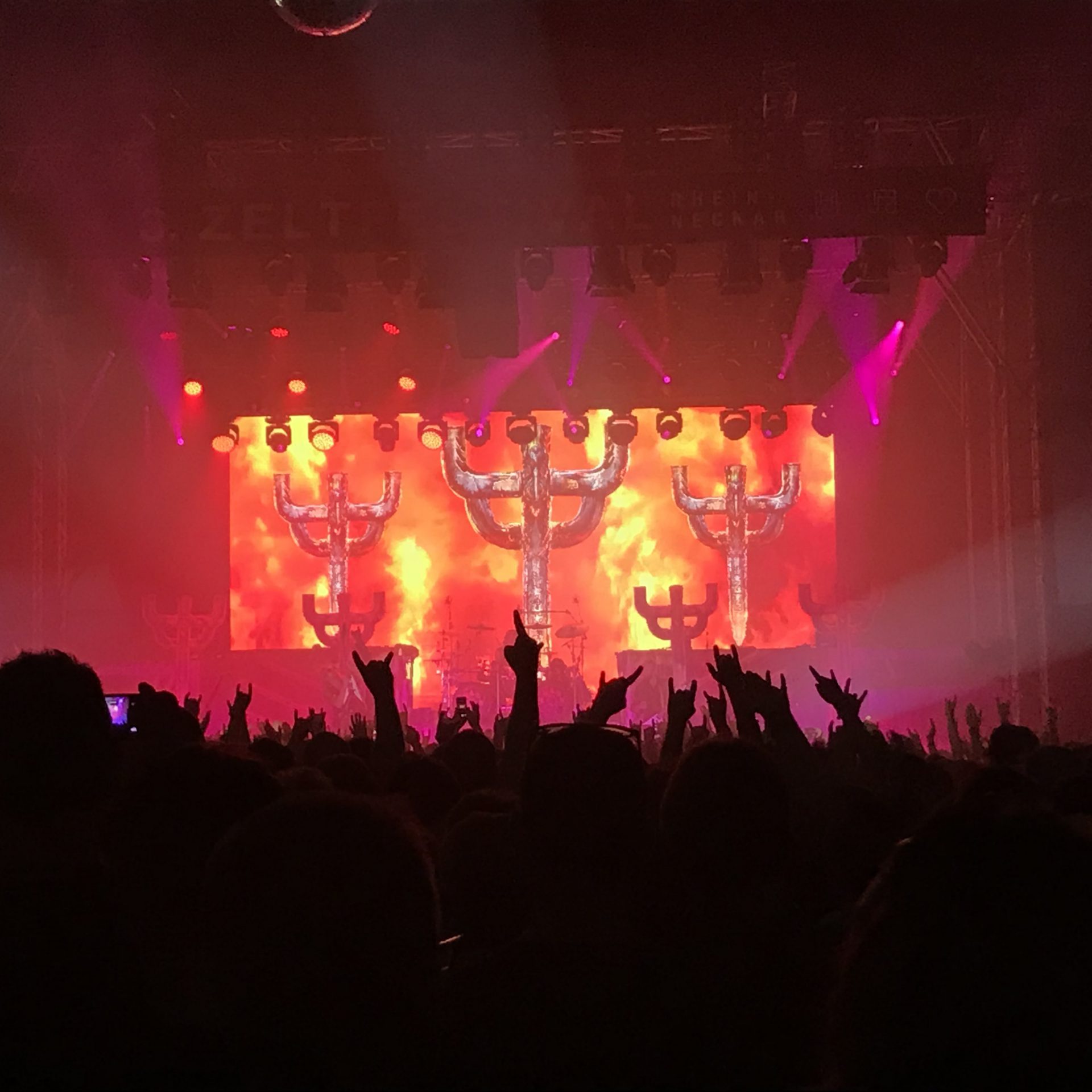 Judas Priest - System